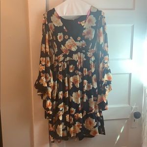 Betsey Johnson size 8 dress